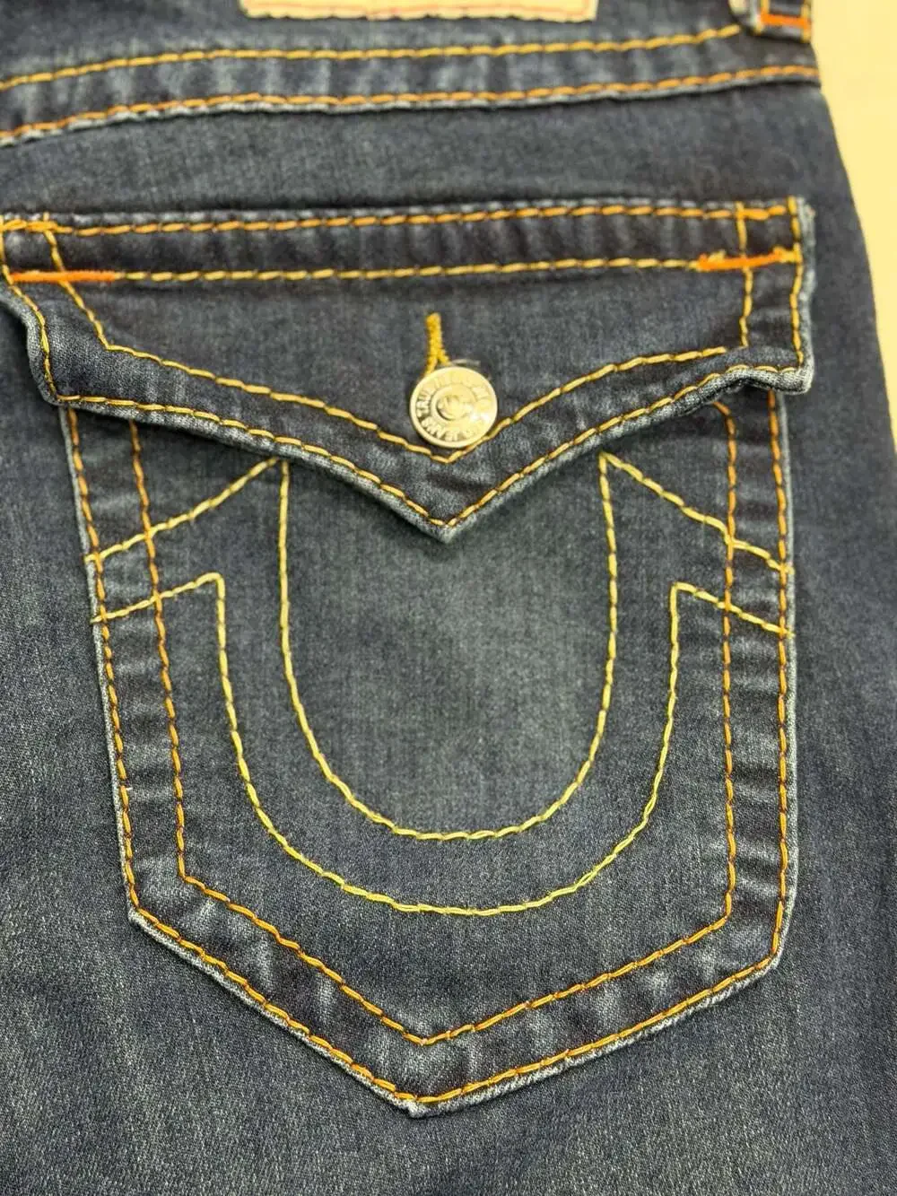 True Religion Ricky Relaxed Straight Jeans Size 33